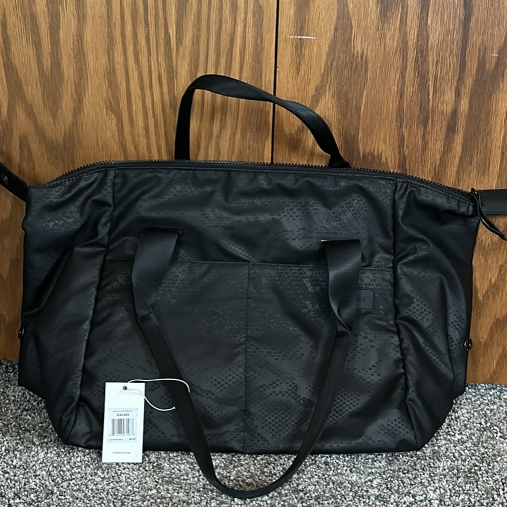 NWT VOORAY Alana Duffel black snakeskin